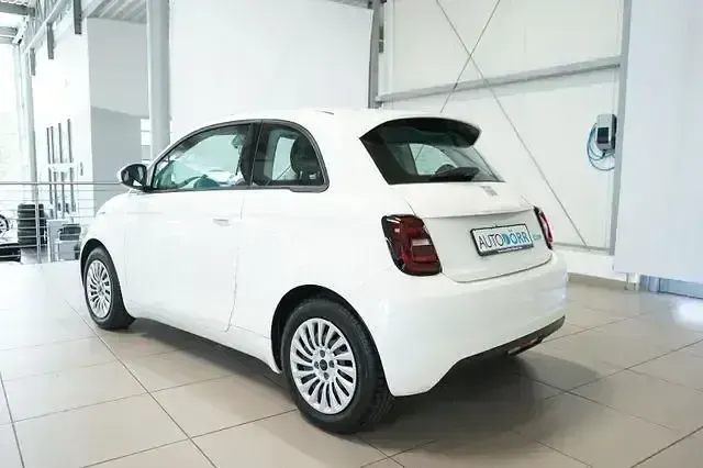 Gebraucht Fiat 500e 86 kW (118 PS) 2023 Weiß Kleinwagen