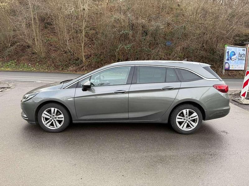 Gebraucht Opel Astra Dynamic 125 PS (91 kW) 2019 Grau Kombi