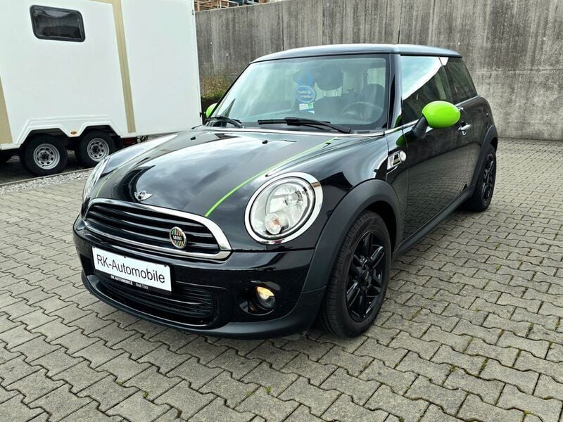 Schwarz Gebraucht 2013 Mini ONE Brick Lane Kleinwagen | 8.390 € (Etwas zu teuer) - Bild 1/4