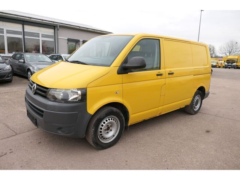 Gebraucht VW T5 84 PS (61 kW) 2011 Ginstergelb r1032 Van