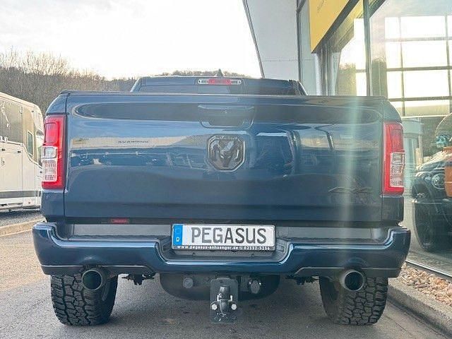 Gebraucht Dodge Ram 401 PS (294 kW) 2020 Blau Pickup