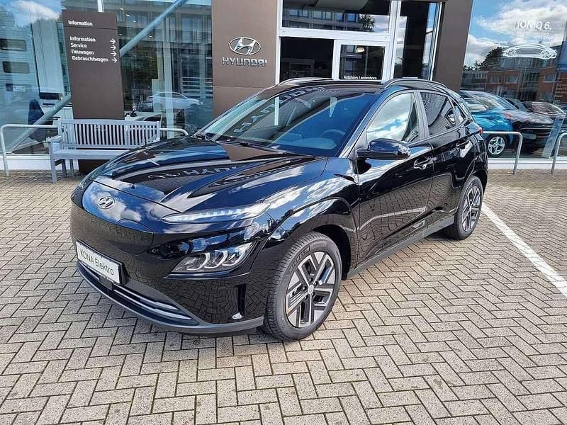 Phantom black Gebraucht 2023 Hyundai Kona Advantage SUV | 24.960 € (Fairer Preis) - Bild 1/4