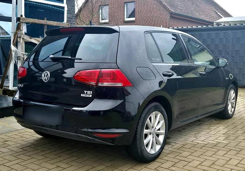 Gebraucht VW Golf VII 86 PS (63 kW) 2015 Schwarz Kleinwagen