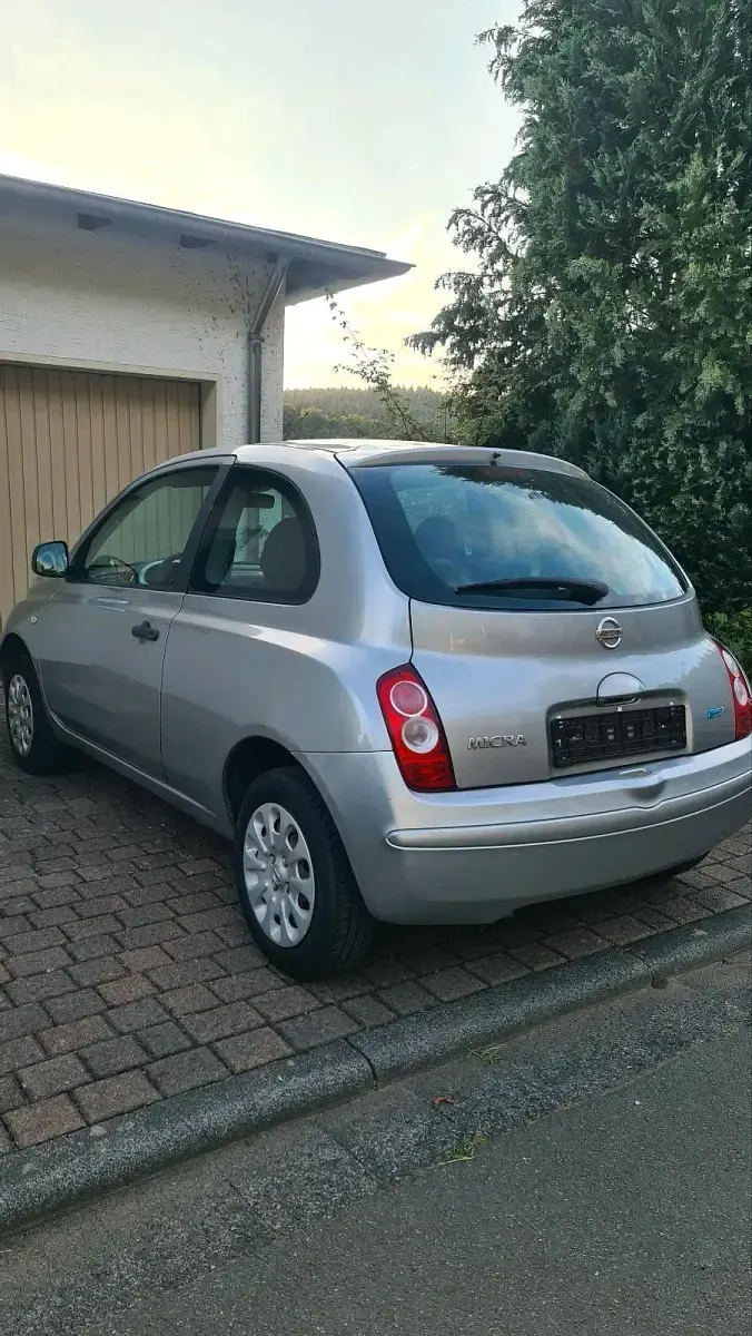 Gebraucht Nissan Micra 65 PS (47 kW) 2010 Grau Kleinwagen