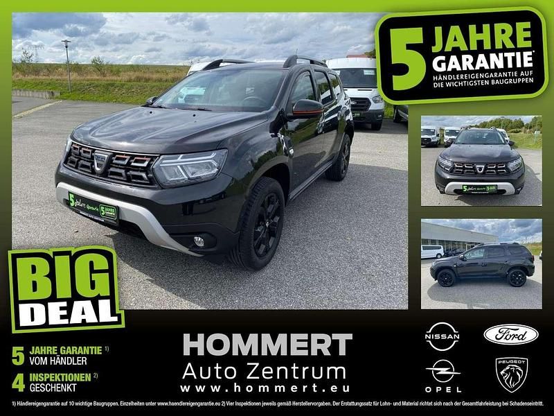 Perlmuttschwarz (metallic) Gebraucht 2022 Dacia Duster Extreme SUV | 17.490 € (Fairer Preis) - Bild 1/4