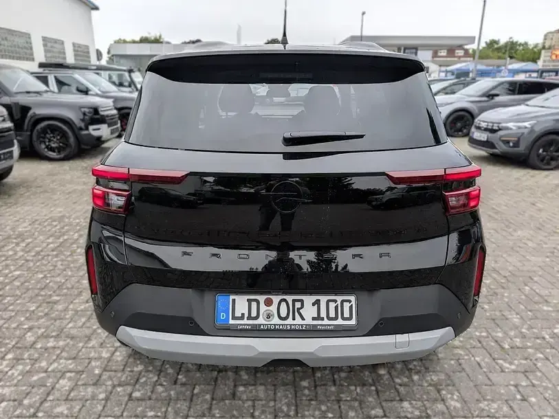 Usata Opel Frontera 136 CV (100 kW) 2025 Nero SUV