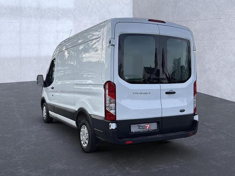 Gebraucht Ford Transit Trend 105 PS (77 kW) 2021 Frostweiß Van