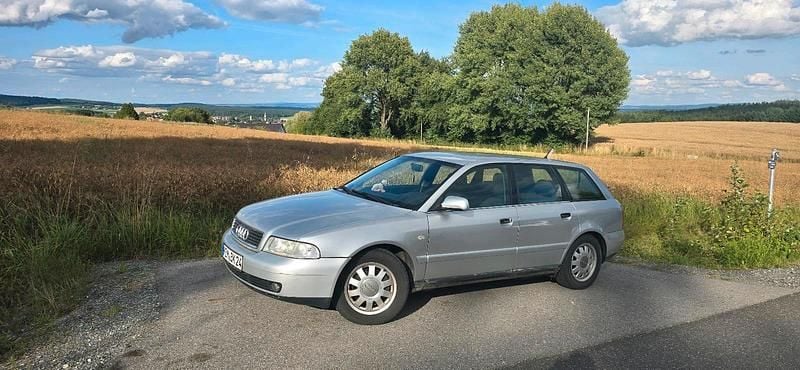 Gebraucht Audi A4 165 PS (121 kW) 1999 Silber Kombi