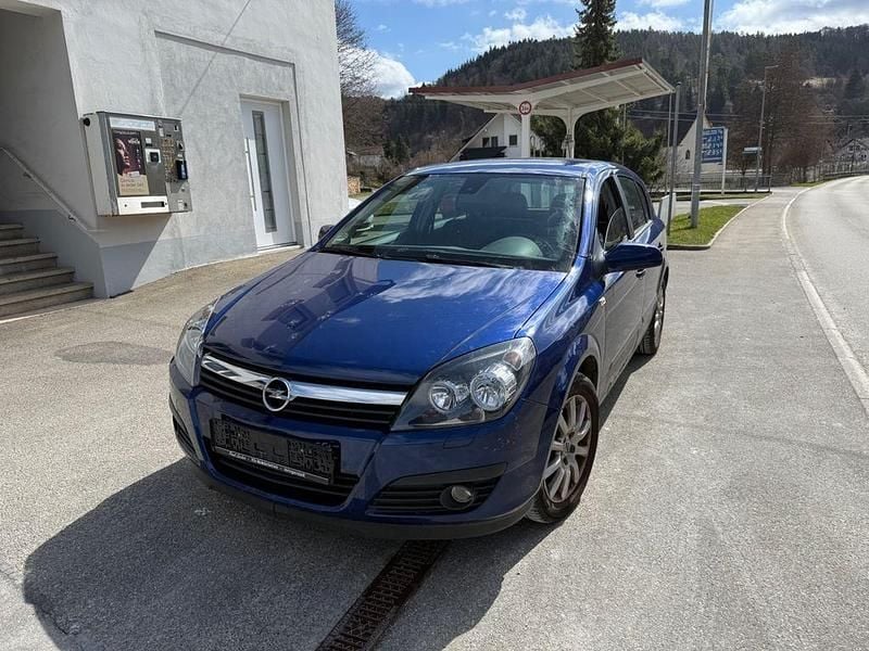 Gebraucht Opel Astra 140 PS (102 kW) 2006 Blau Limousine