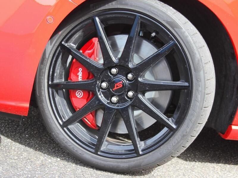 Neu Ford Focus ST 280 PS (205 kW) 2025 Rot Limousine