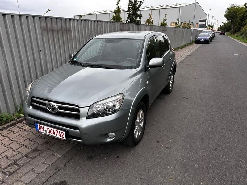 Gebraucht 2007 Toyota RAV4 Executive SUV | 3.200 € (Guter Preis) - Bild 1/4