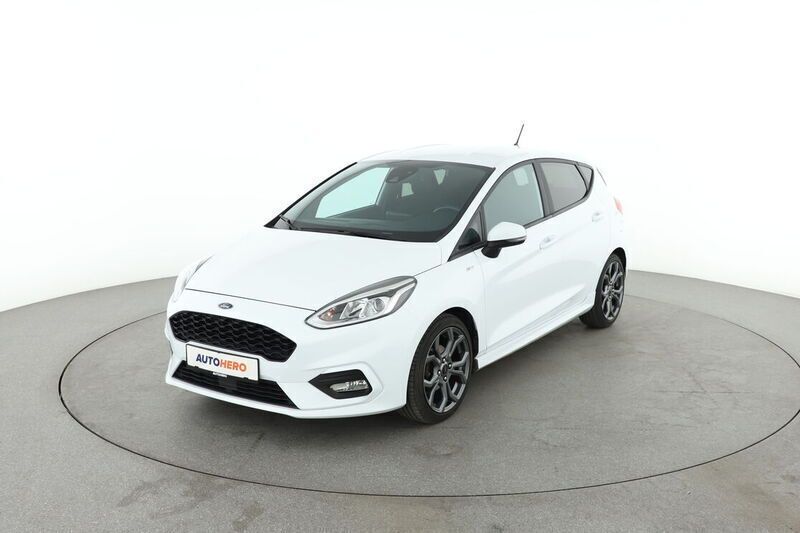 Weiß Gebraucht 2018 Ford Fiesta ST-Line Kleinwagen | 9.790 € (Fairer Preis) - Bild 1/4