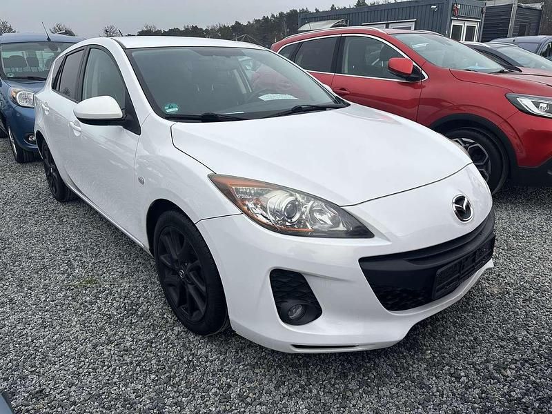 Gebraucht Mazda 3 116 PS (85 kW) 2012 Weiß Limousine