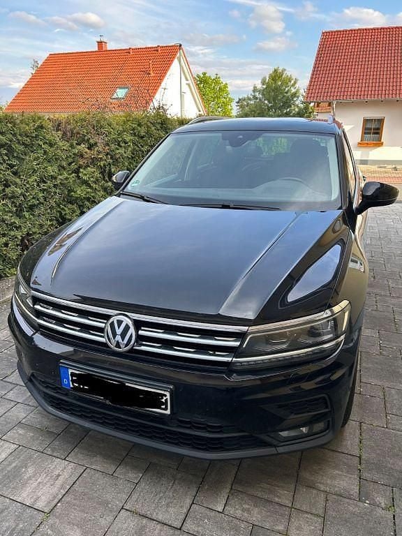 Gebraucht VW Tiguan Pro 150 PS (110 kW) 2018 Schwarz SUV