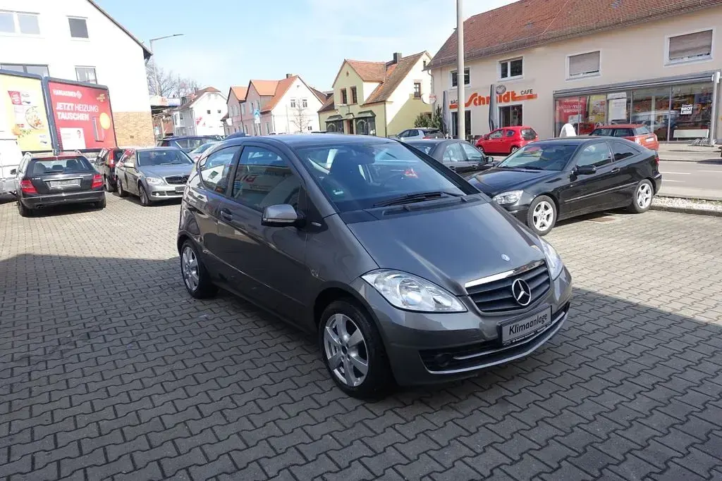 Gebraucht Mercedes A160 95 PS (69 kW) 2009 Grau Limousine