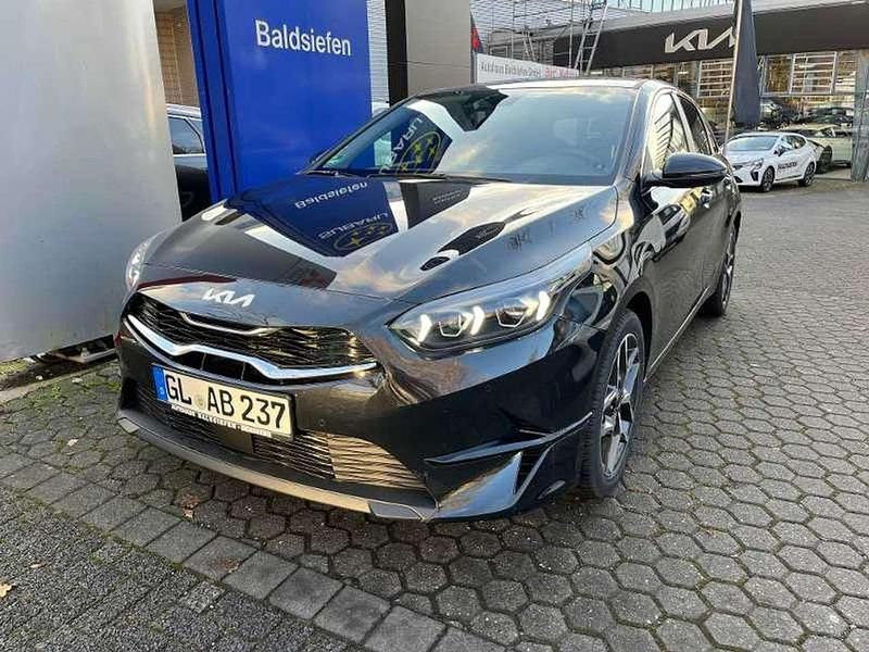 Schwarz Gebraucht 2025 Kia Ceed Style Kleinwagen | 26.650 € (Fairer Preis) - Bild 1/4