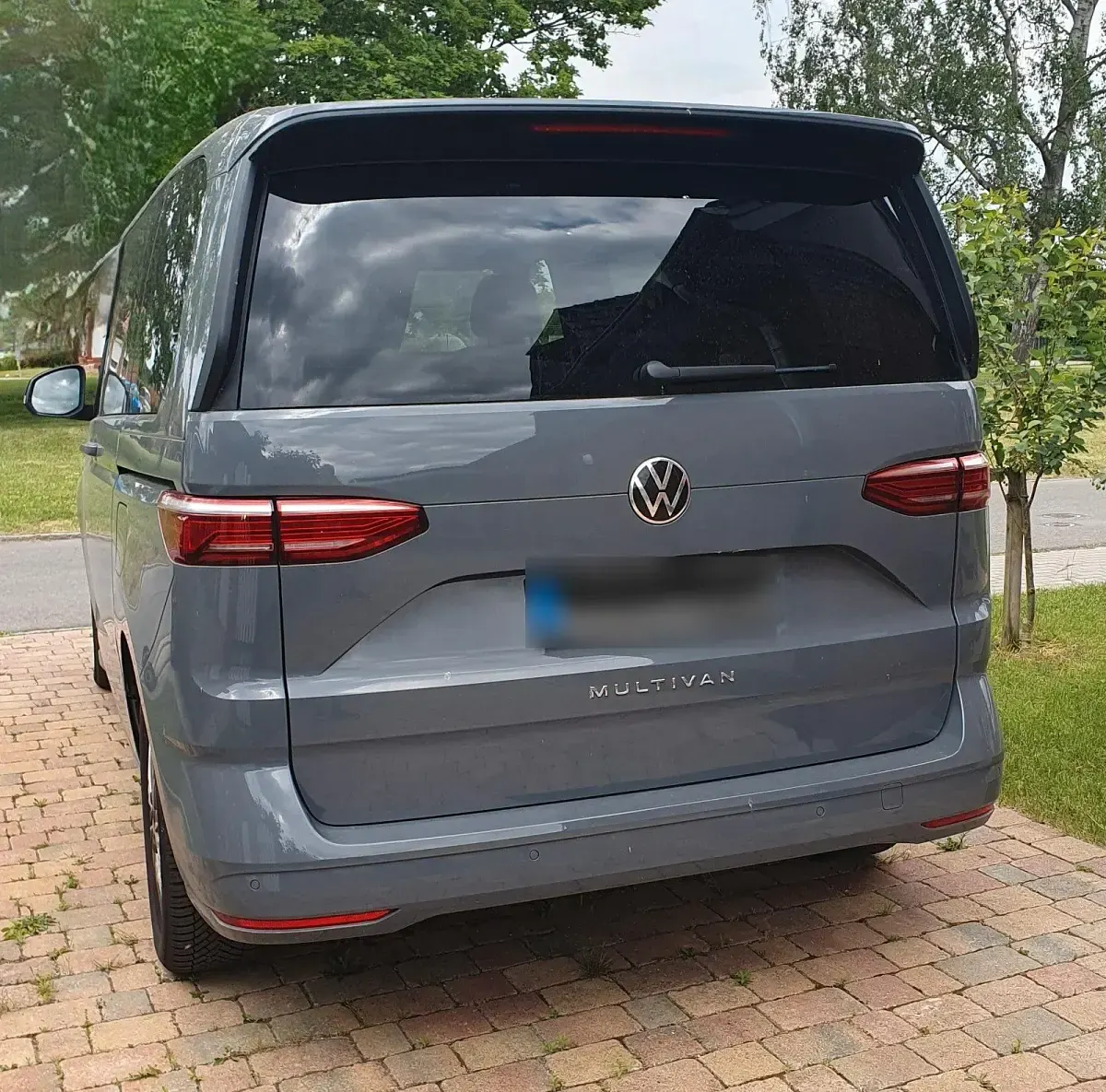 Gebraucht VW Multivan 150 PS (110 kW) 2023 Van / Kleinbus