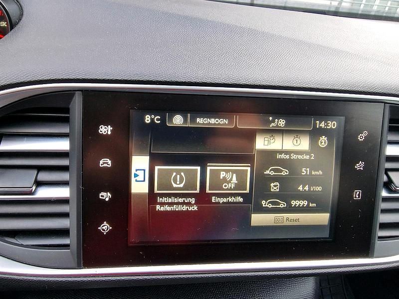 Gebraucht Peugeot 308 Style 120 PS (88 kW) 2015 Grau Limousine