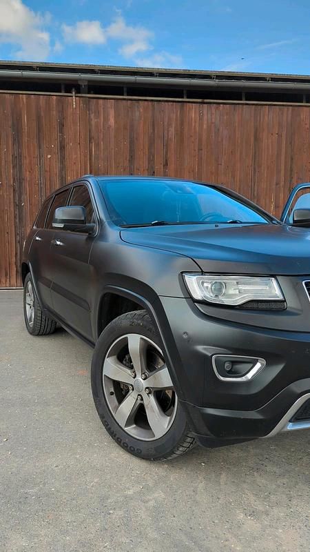 Schwarz Gebraucht 2014 Jeep Grand Cherokee Overland SUV | 17.900 € (Teuer) - Bild 1/4