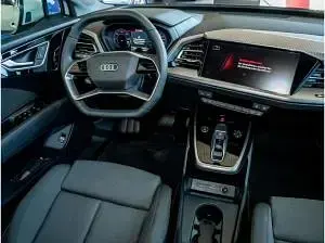Gebraucht Audi Q4 e-tron 210 kW (286 PS) 2025 Weiß (gletscherweiß) SUV