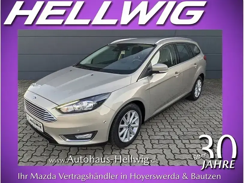 Second-hand Ford Focus Titanium 150 CP (110 kW) 2017 Gri Break
