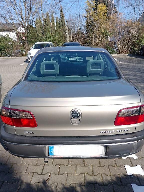 Gebraucht Opel Omega 136 PS (100 kW) 1996 Grau Limousine