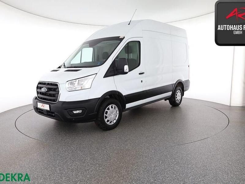 Gebraucht Ford Transit Trend 131 PS (96 kW) 2019 Weiß Van / Kleinbus