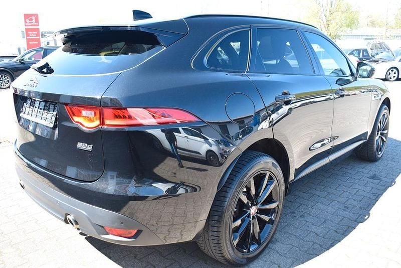 Gebraucht Jaguar F-Pace R-Sport 300 PS (220 kW) 2016 Schwarz SUV