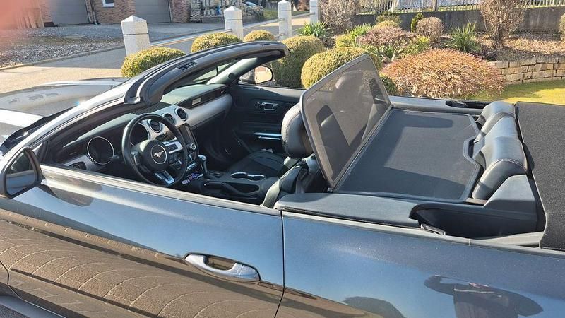 Gebraucht Ford Mustang GT 421 PS (309 kW) 2016 Grau Cabrio