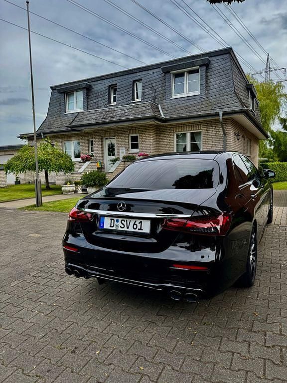 Schwarz Gebraucht 2023 Mercedes E53 AMG AMG Limousine | 70.990 € (Etwas zu teuer) - Bild 1/4