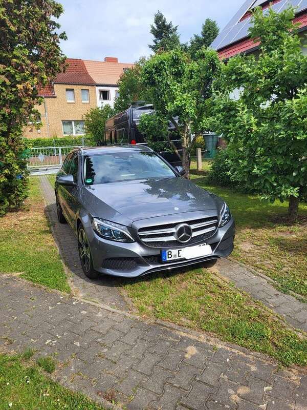 Gebraucht 2016 Mercedes C350e Edition Kombi | 20.000 € (Teuer) - Bild 1/4