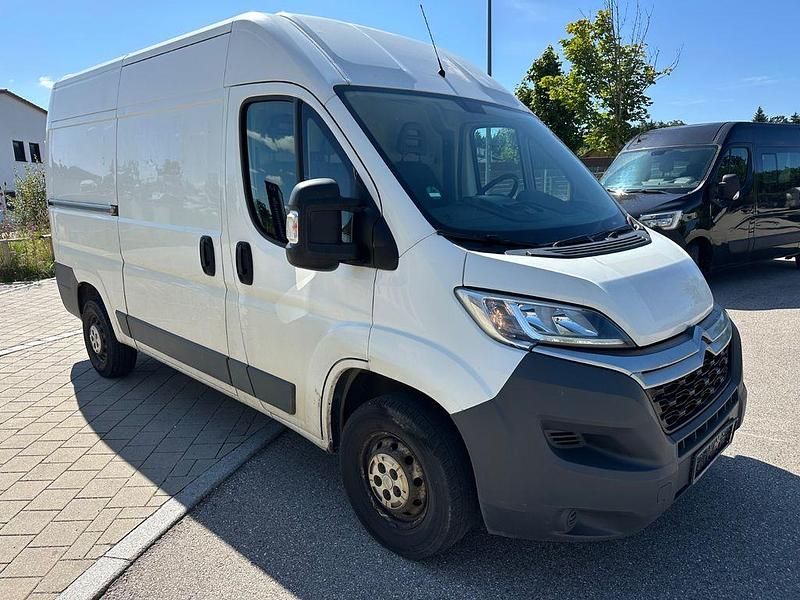 Weiß Gebraucht 2017 Citroën Jumper Profi Van / Kleinbus | 5.999 € (Superpreis) - Bild 1/4