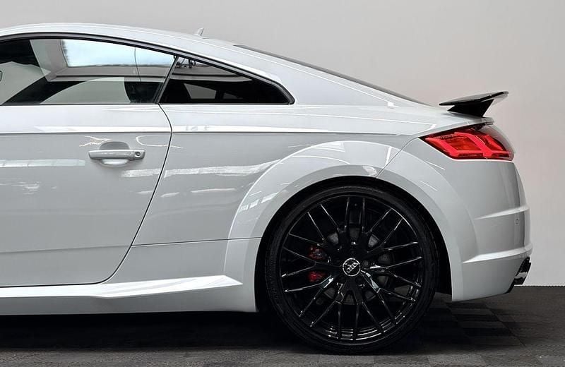 Second-hand Audi TT Competition 230 CP (169 kW) 2018 Alb Coupe