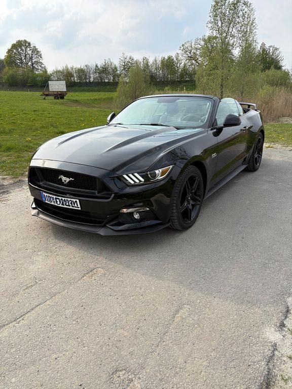 Second-hand Ford Mustang GT 421 CP (309 kW) 2017 Negru Cabrio