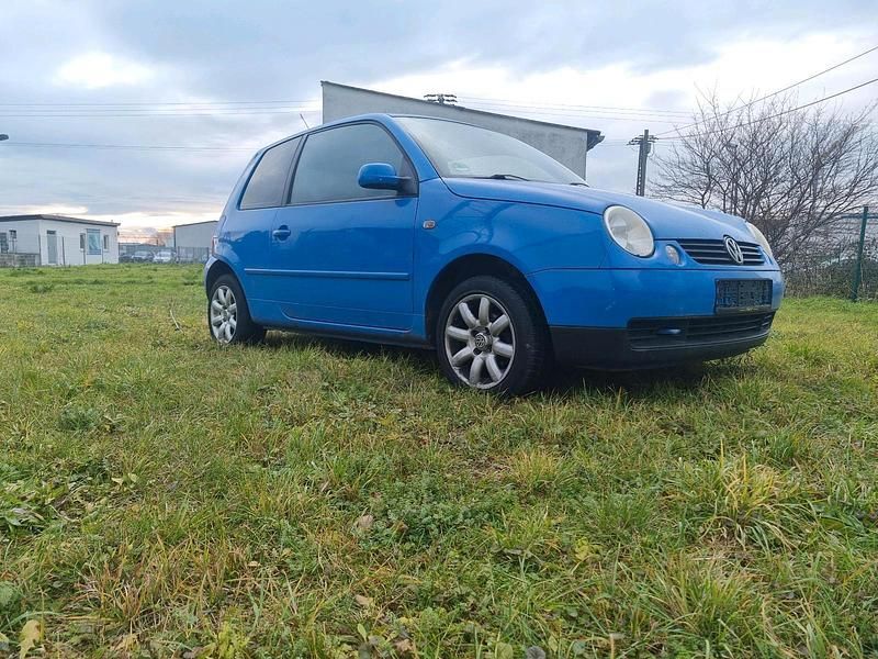 Blau Gebraucht 2001 VW Lupo Kleinwagen | 650 € (Guter Preis) - Bild 1/4