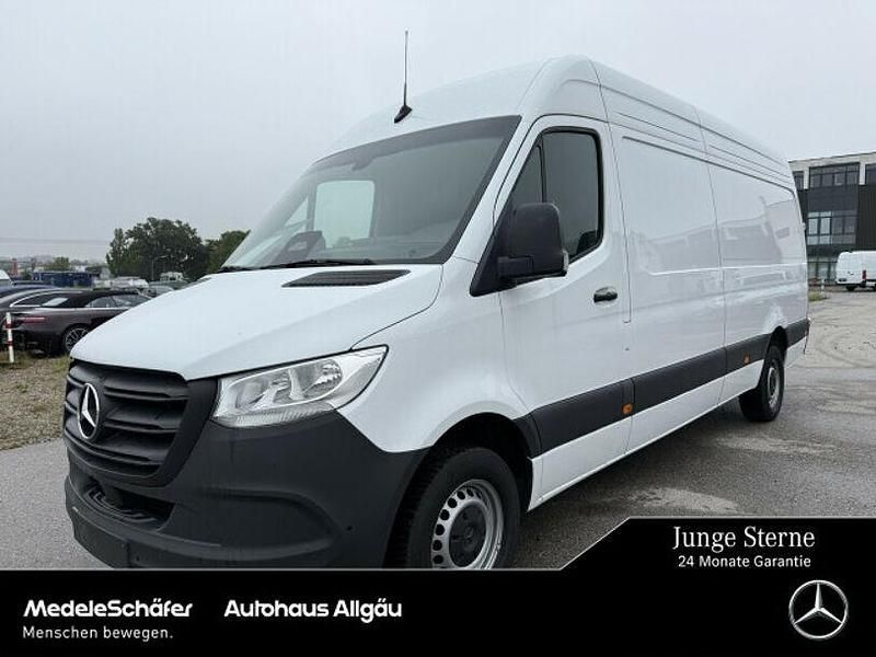 Weiss Gebraucht 2024 Mercedes Sprinter Van | 37.902 € (Guter Preis) - Bild 1/4