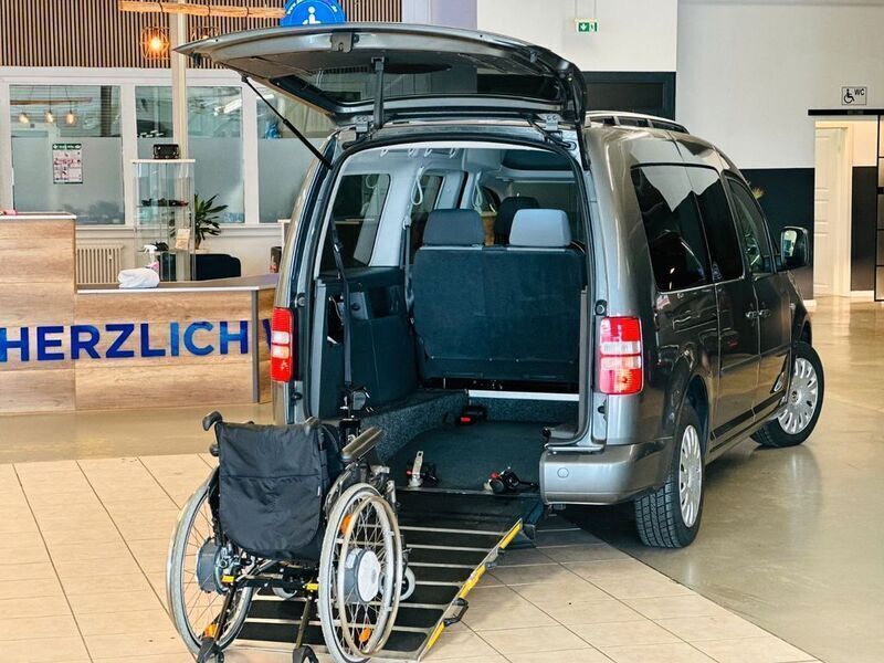 Gebraucht VW Caddy 102 PS (75 kW) 2011 Grau Van / Kleinbus