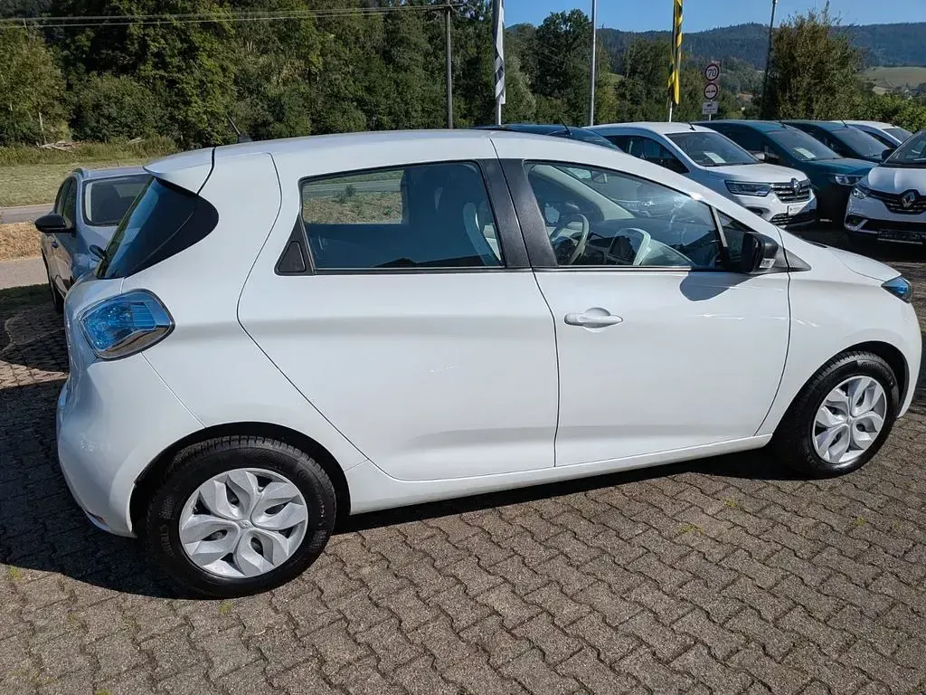 Gebraucht Renault Zoe Life 42 kW (58 PS) 2018 Weiß Kleinwagen