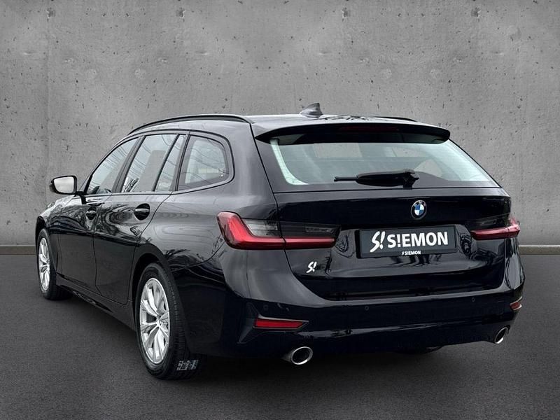 Gebraucht BMW 320 Advantage 190 PS (139 kW) 2021 Schwarz Kombi