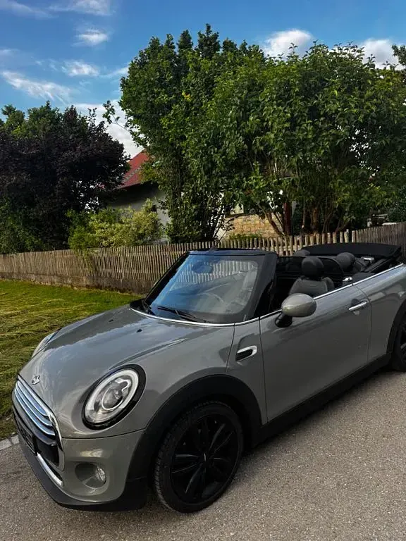 Gebraucht Mini Cooper 136 PS (100 kW) 2017 Grau Kleinwagen