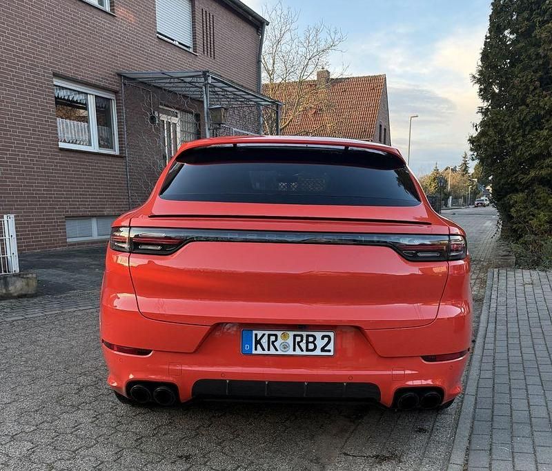 Gebraucht Porsche Cayenne Coupe 340 PS (250 kW) 2019 Orange Coupé