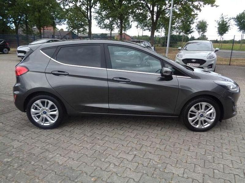 Gebraucht Ford Fiesta Titanium 125 PS (91 kW) 2022 Grau Kleinwagen