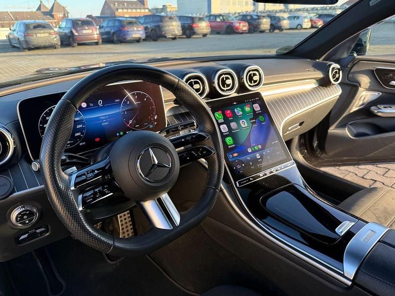 Gebraucht Mercedes CLE220 197 PS (144 kW) 2024 Grau Coupé