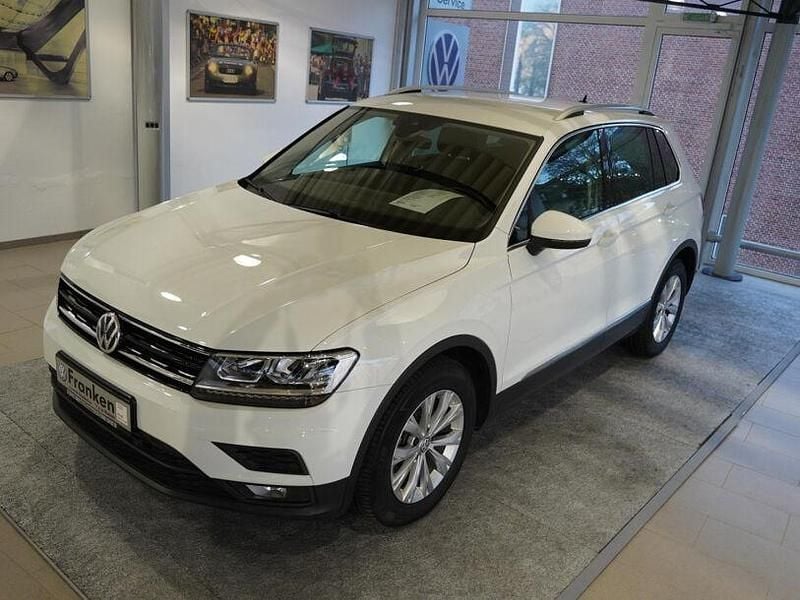 Gebraucht VW Tiguan Comfortline 150 PS (110 kW) 2019 Weiß SUV