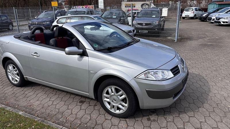 Gebraucht Renault Mégane Cabriolet Dynamique 131 PS (96 kW) 2005 Silber Cabrio