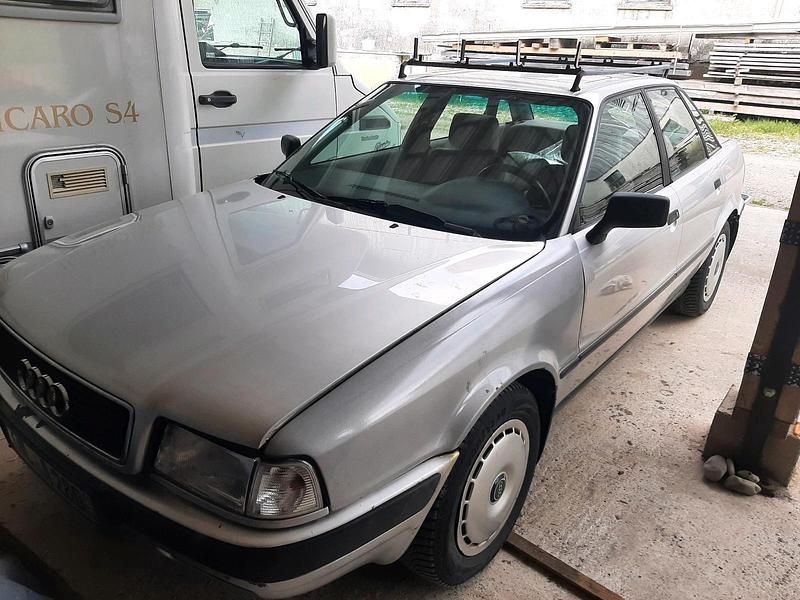 Second-hand Audi 80 1991 Argintiu Berlinǎ