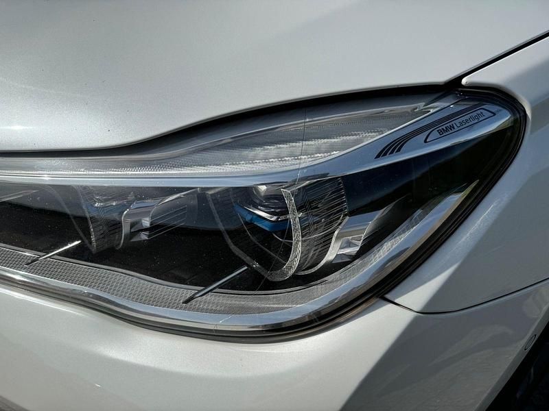 Gebraucht BMW 740 M Sport 320 PS (235 kW) 2016 Weiß Limousine