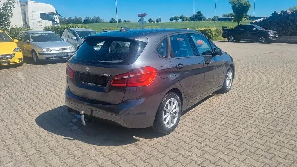 Gebraucht BMW 216 Advantage 116 PS (85 kW) 2017 Grau Kombi