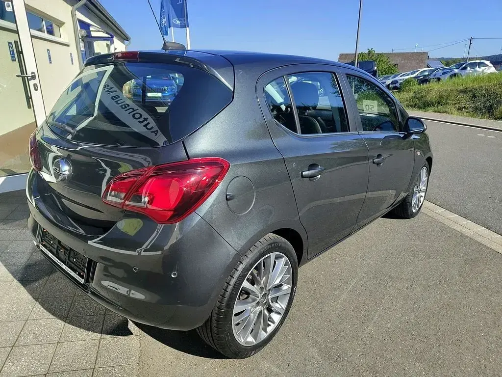 Używany Opel Corsa Innovation 90 KM (66 kW) 2017 Szary Hatchback