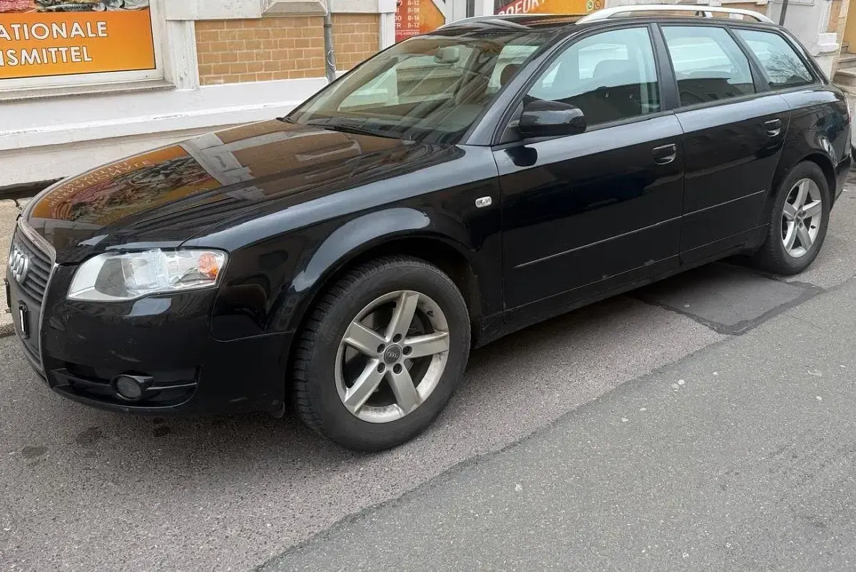 Usata Audi A4 140 CV (102 kW) 2006 Nero Station wagon